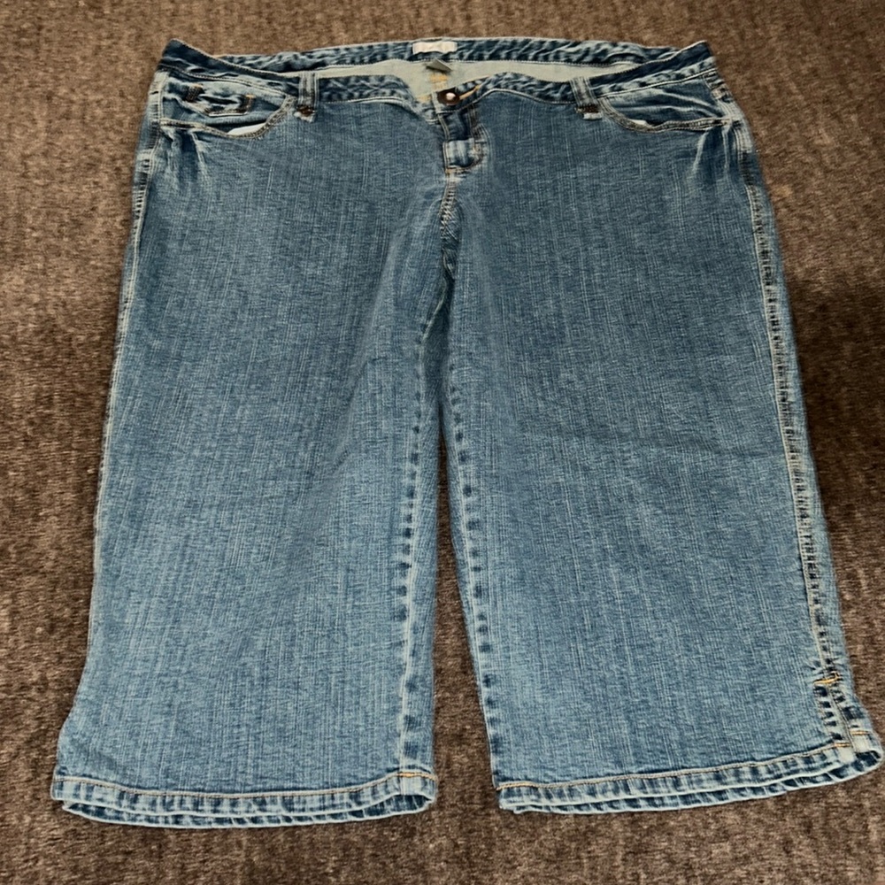 Metro 7 Denim Capri